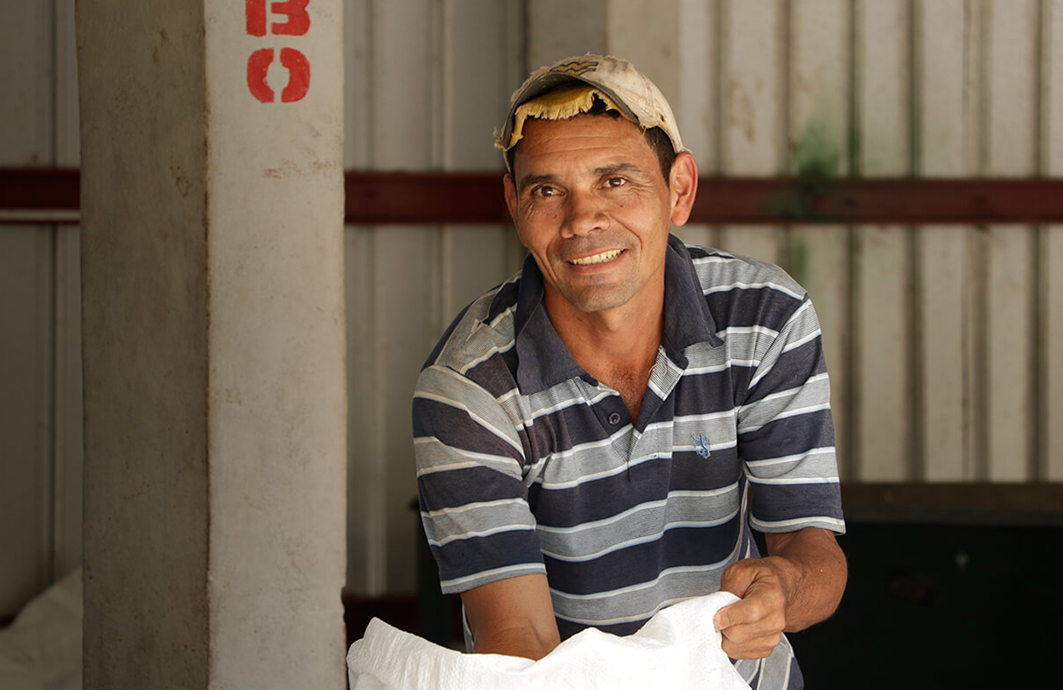 LELLIS, MINDENES BENEFICO-BAN